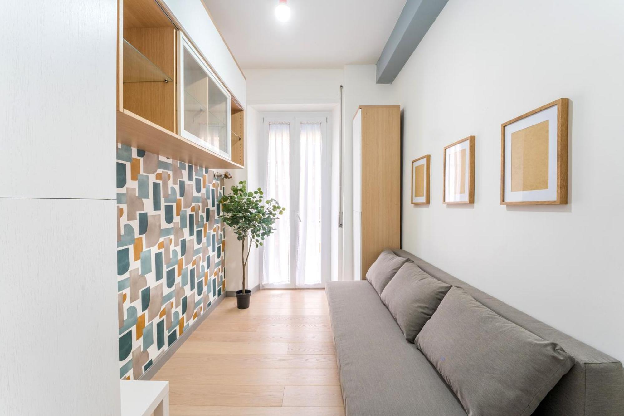 Apartment Silver Dream Cornelia, Elegant With Car Park