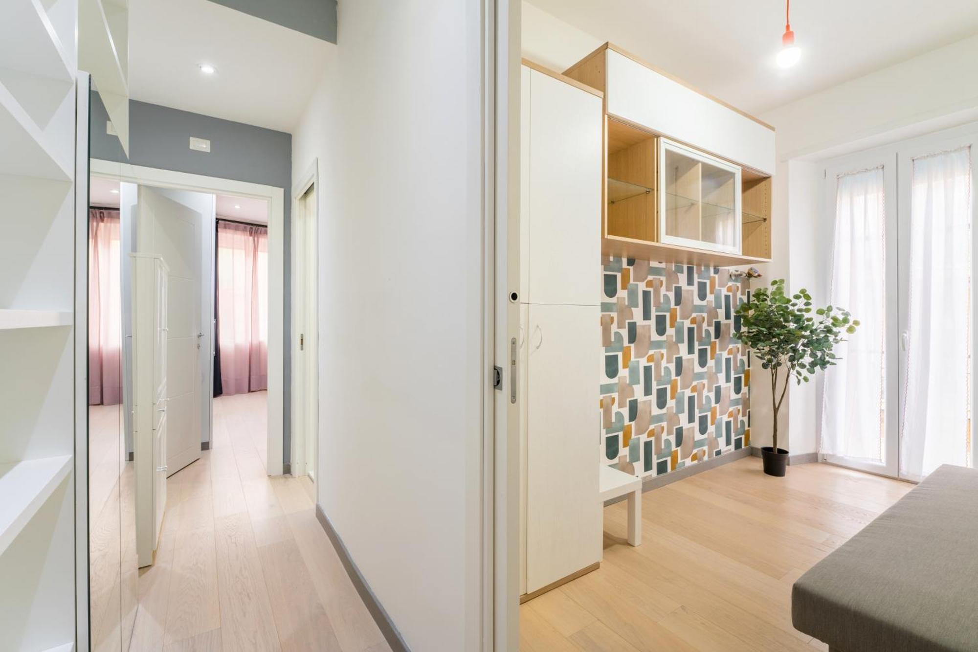 Apartment Silver Dream Cornelia, Elegant With Car Park *